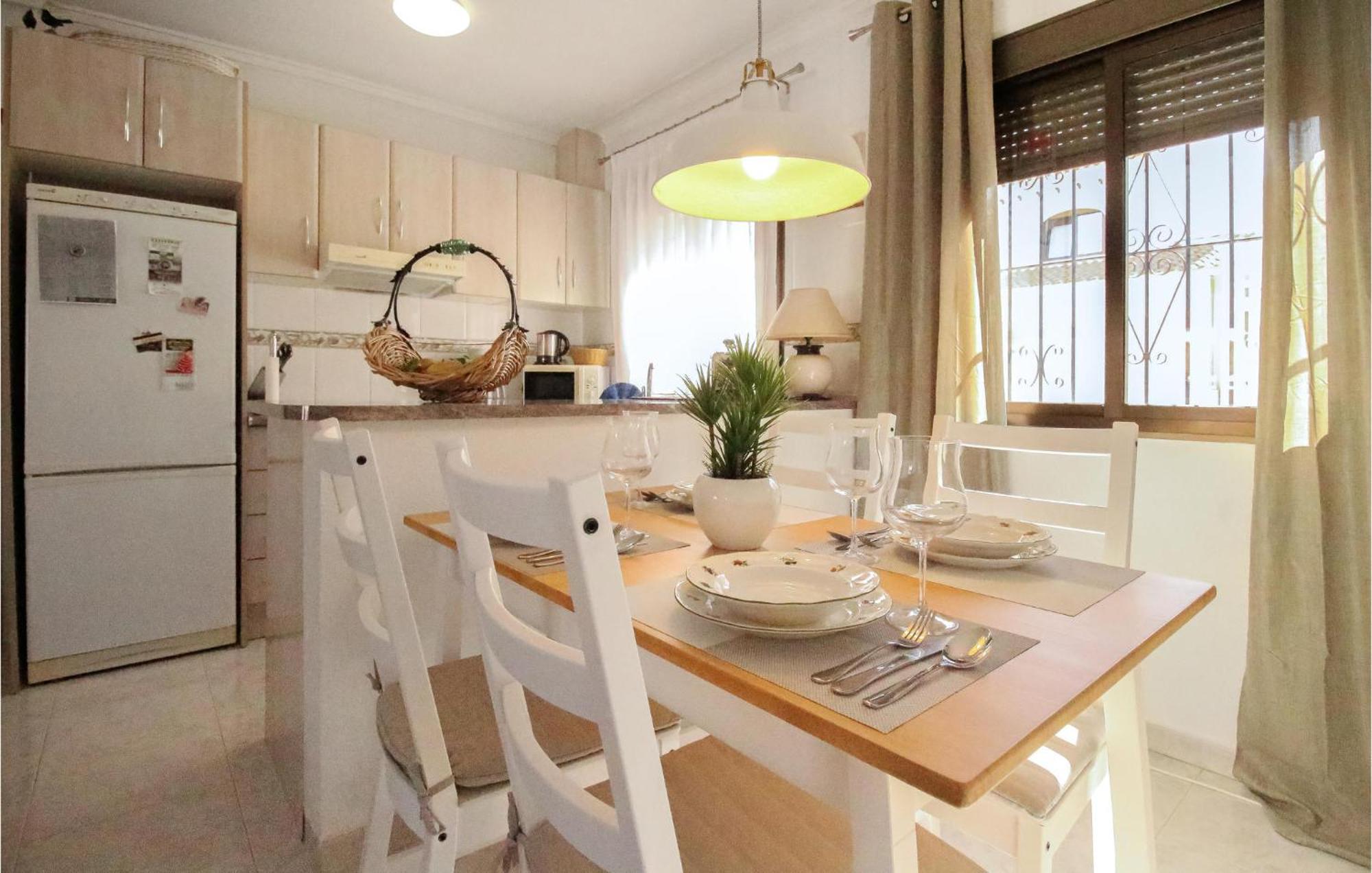 Amazing Apartment In Rojales With Kitchenette 外观 照片