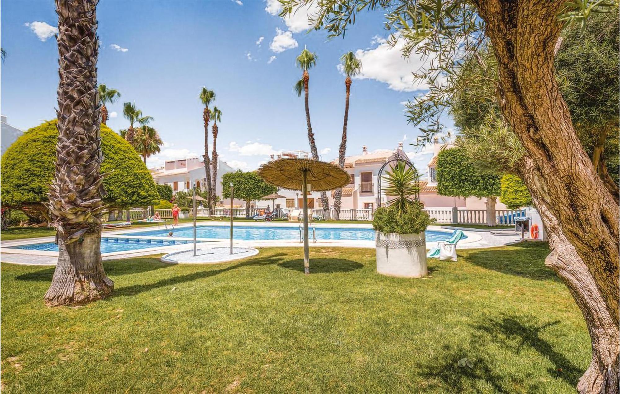 Amazing Apartment In Rojales With Kitchenette 外观 照片